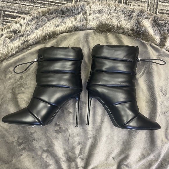 Steve Madden quilted heel bootie - Picture 7 of 10